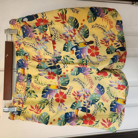 U.S. Polo Assn. Men's Vibrant Yellow Tropical Swim Shorts- Size Large - Picture 4 of 9